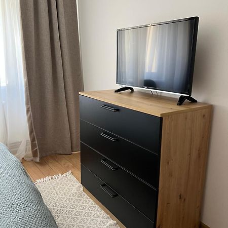 Apartament Centru Ramnicu Valcea Exterior foto