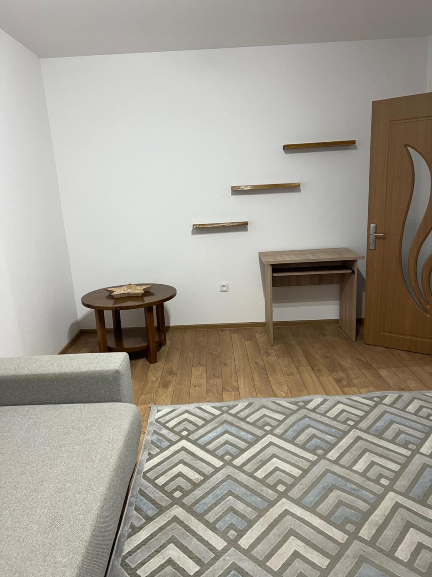 Apartament Centru Ramnicu Valcea Exterior foto