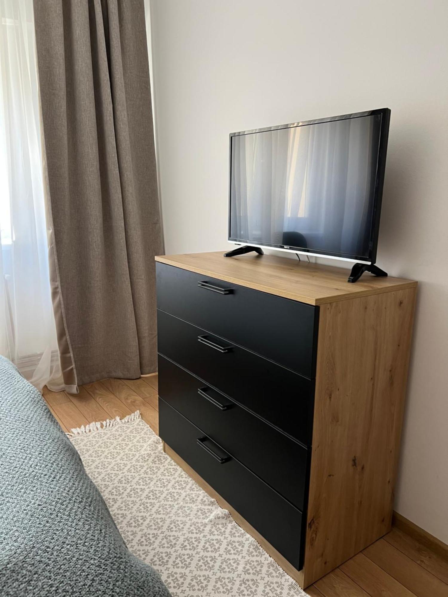 Apartament Centru Ramnicu Valcea Exterior foto